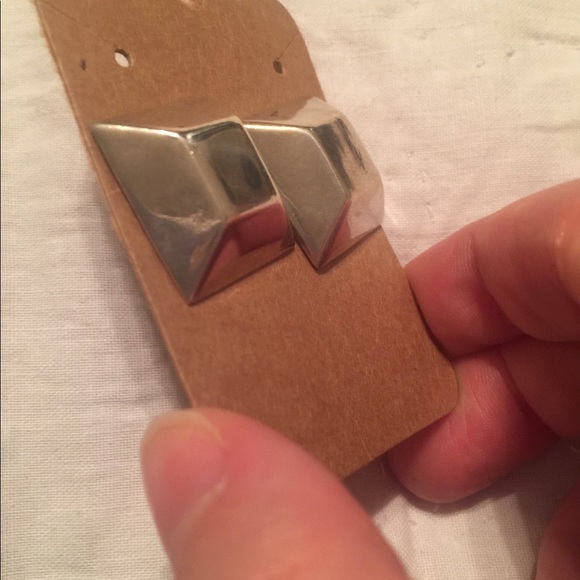 Vintage 80’s Sterling Silver Pyramid Earrings - Picture 2 of 2